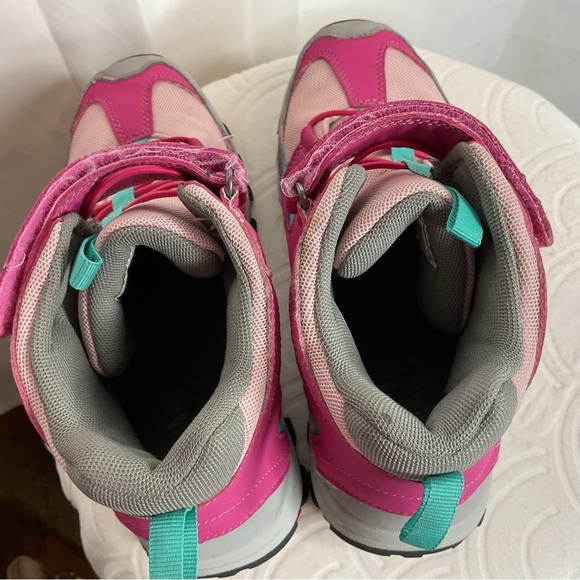 Nortiv8 big girls size 5 waterproof boots - Picture 9 of 11